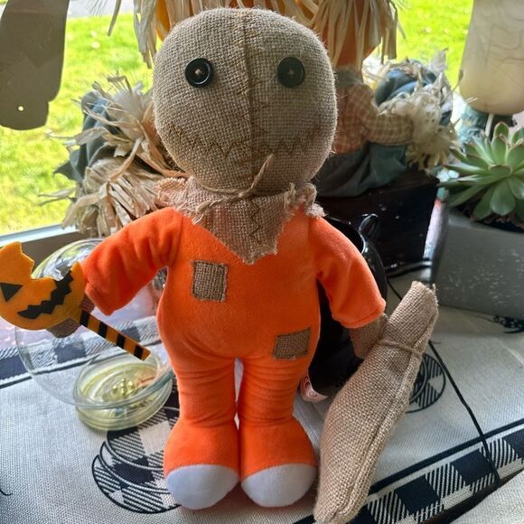 HALLOWEEN TRICKS AND TREATS FOR ALL MY WITCHES AND GOBLINS.See description below - Picture 7 of 13